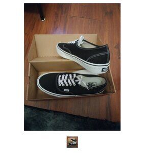 Vans authentic size 11 brand new open box BLACK LOGO